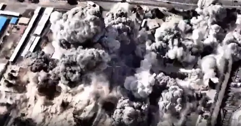 তেহরানের দু'টি ভবনে হামলার চিত্র